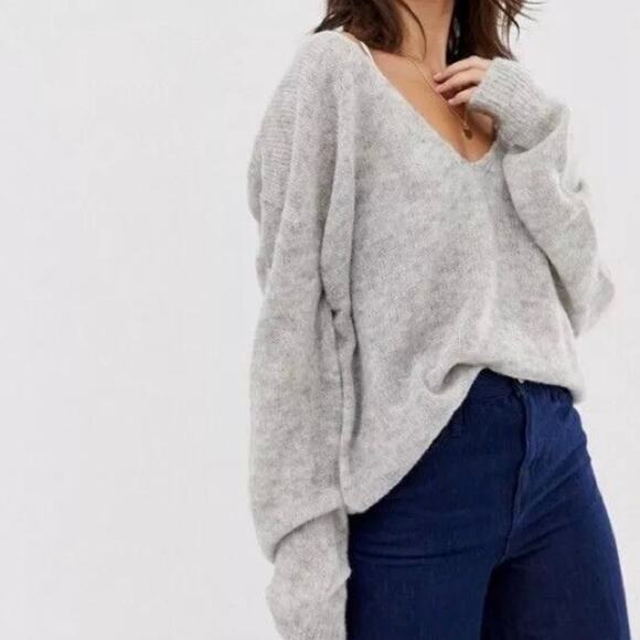 Free People Gossamer V-Neck Alpaca Wool Gray Sweater Oversized Medium - Picture 13 of 13